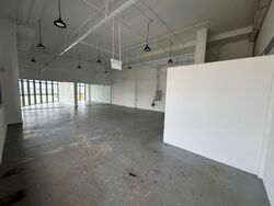 Hh @ Kallang (D13), Factory #561652421